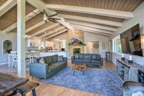 Sedona Hideaway with Swim Spa and Private Tavern!